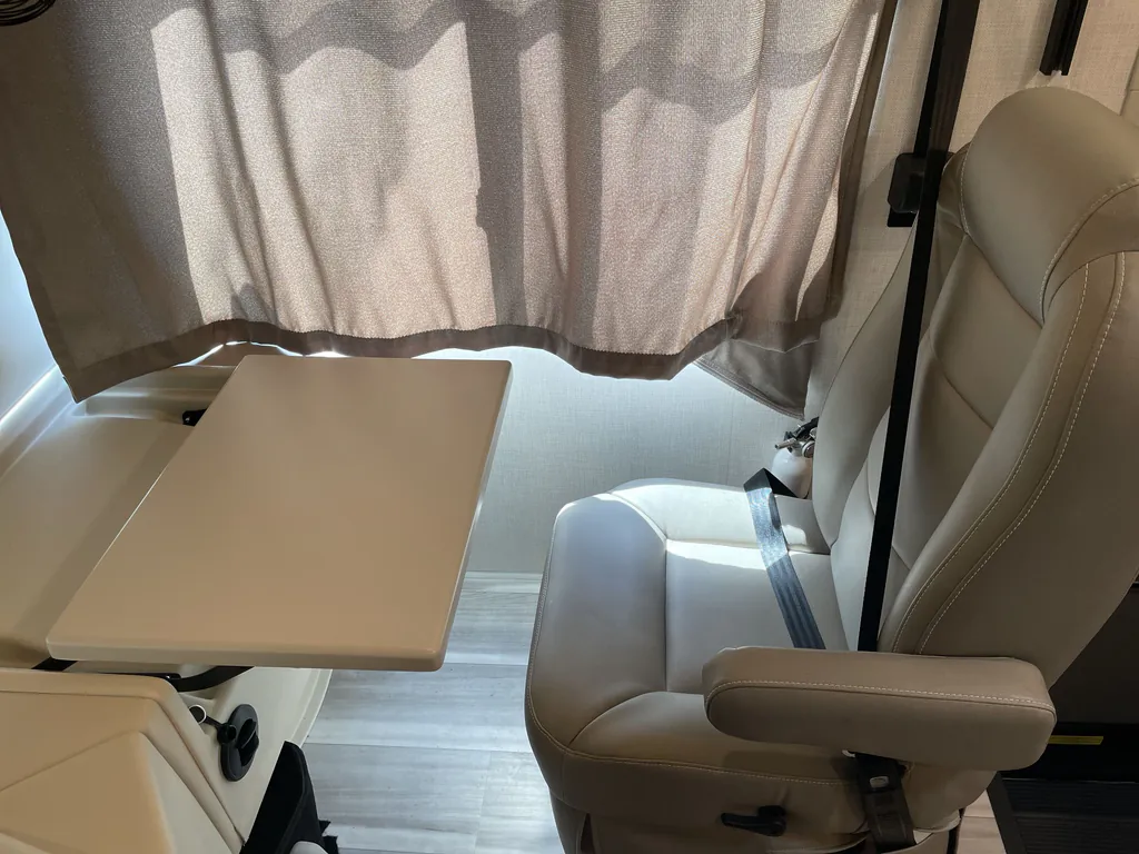 2026 Thor Motor Coach Windsport 29L, Photos photo 29
