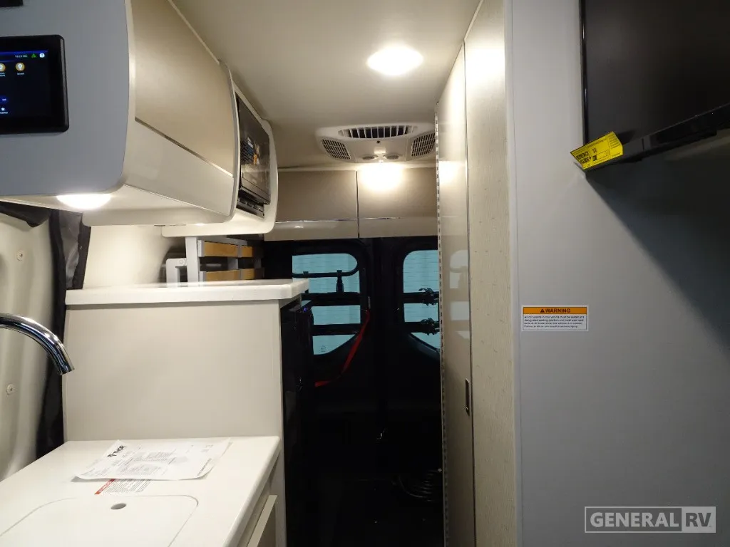 2026 Thor Motor Coach Tranquility 19M - Photo 3