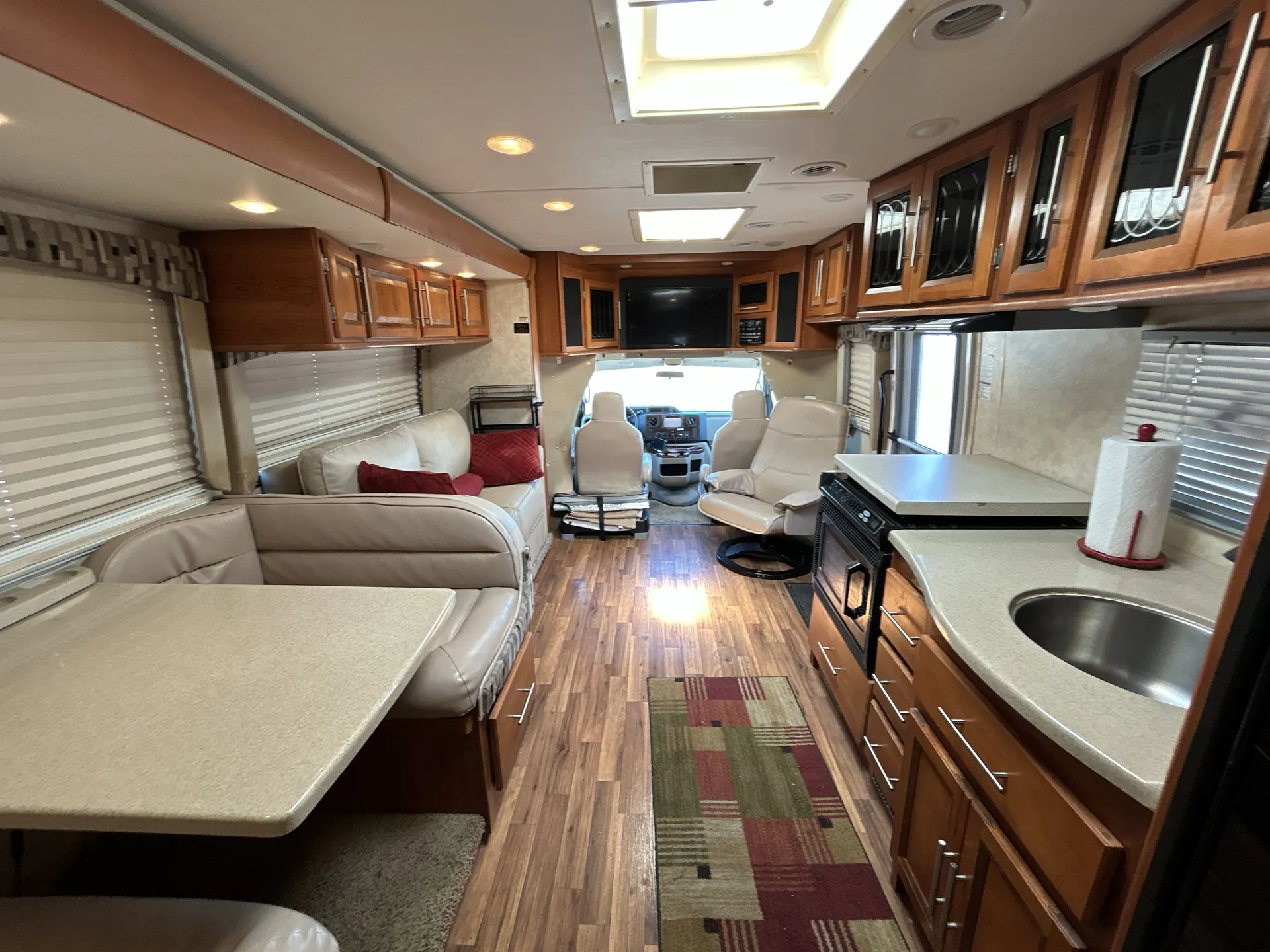 2011 Coachmen Concord 301 SS — living area main