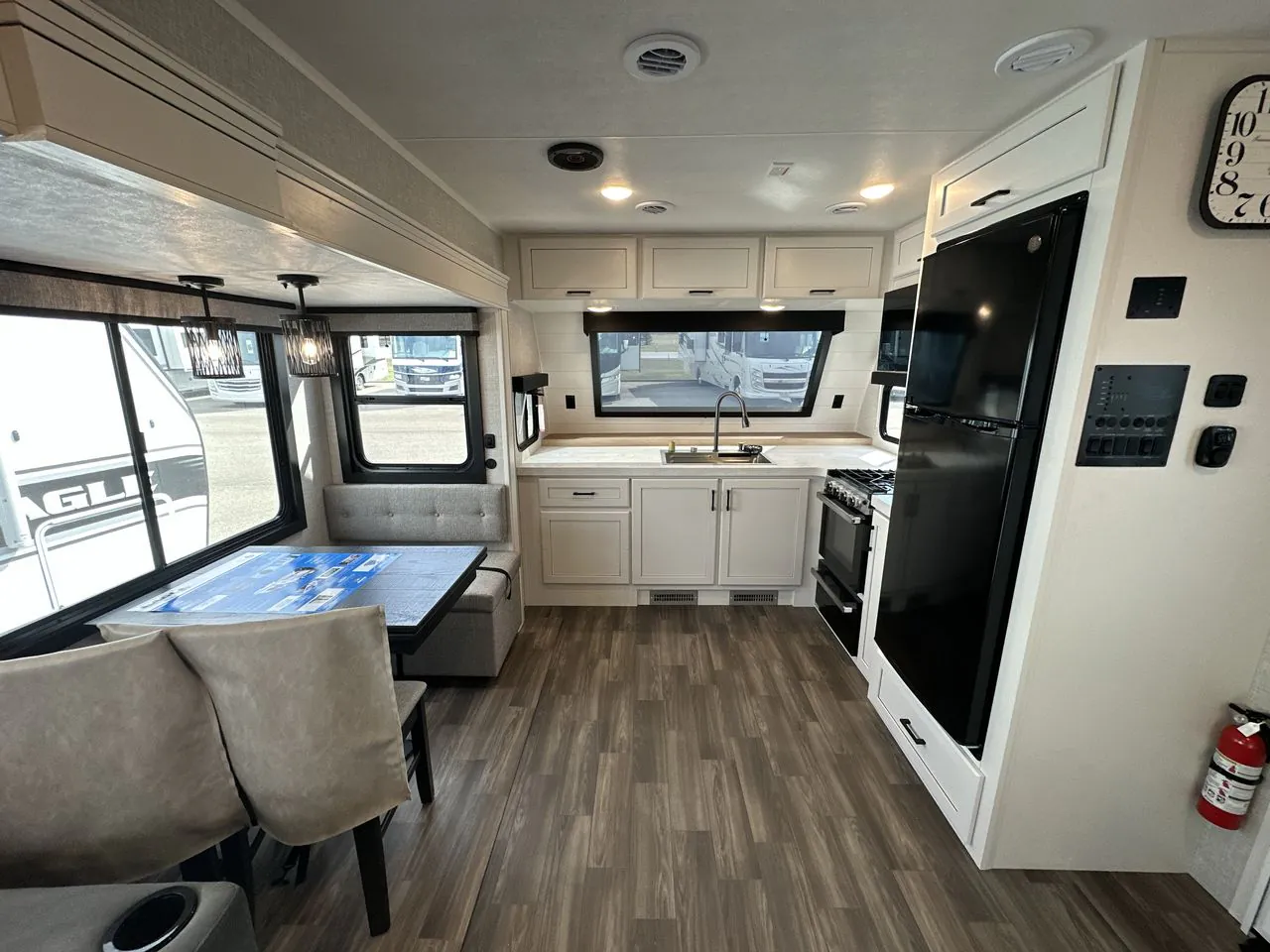 2025 Jayco Eagle HT 274FKDS - Photo 4