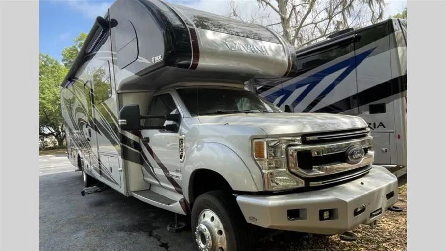 2022 Thor Motor Coach Omni RS36 - Photo 2