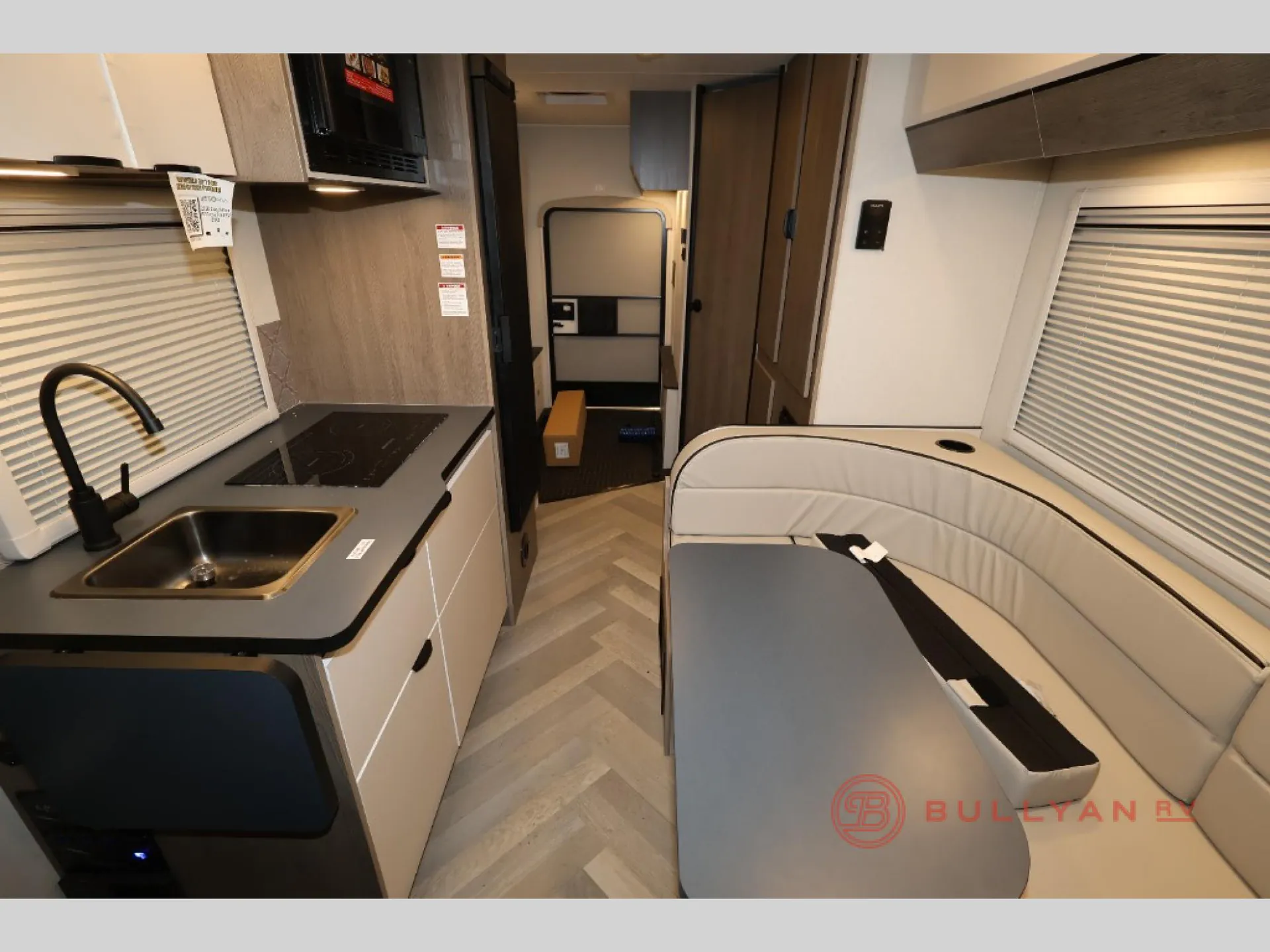 2026 Coachmen Cross Trail XL 21XG - Photo 4