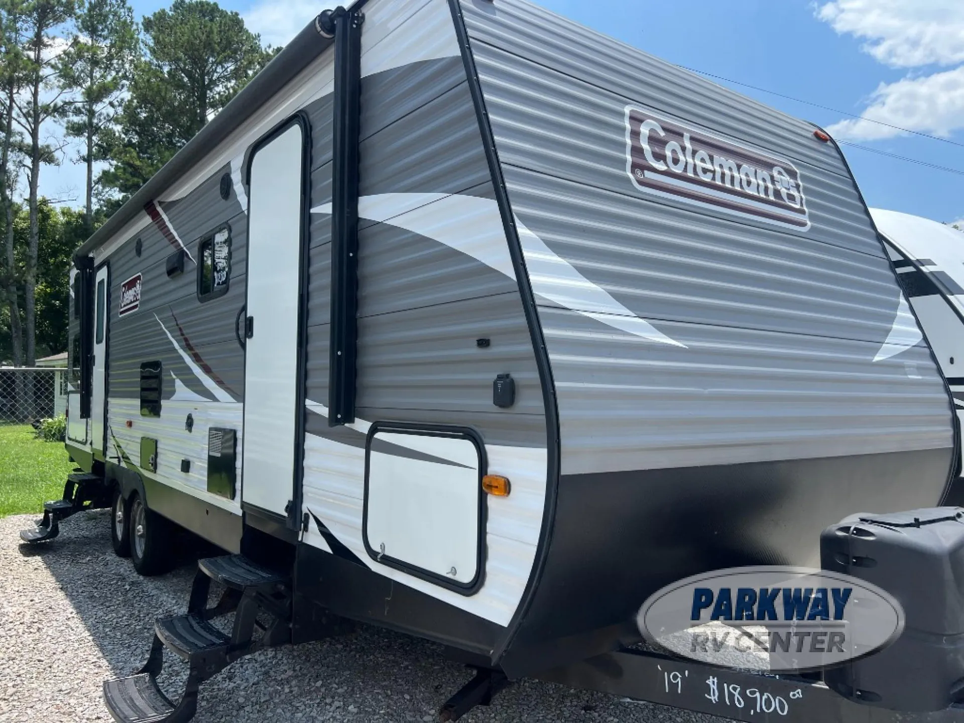 2019 Dutchmen Coleman Lantern Series 285BH - Photo 2