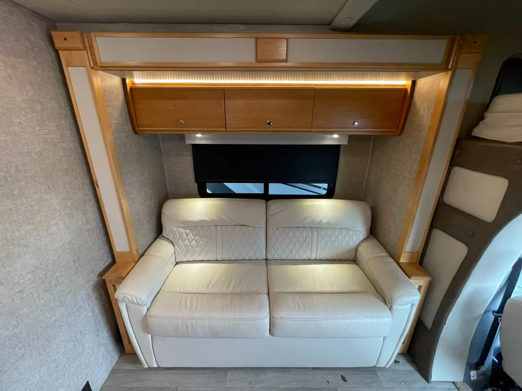 2017 Tiffin Wayfarer 24 QW, Photos photo 8