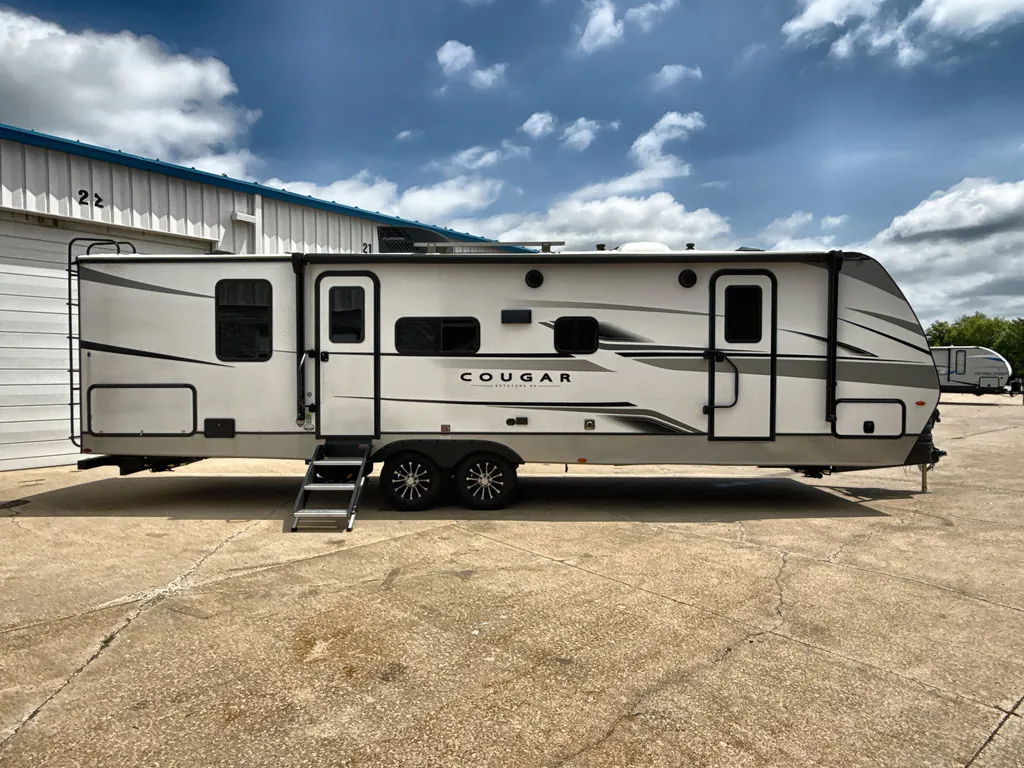 2024 Keystone Cougar Half-Ton 30BHS, Photos photo 5