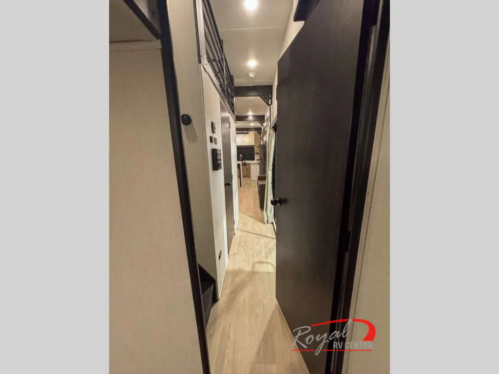 2026 Forest River Cherokee Timberwolf 39DK, Photos photo 13
