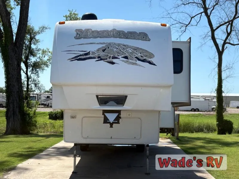 2008 Keystone RV Montana 307RL - Photo 2