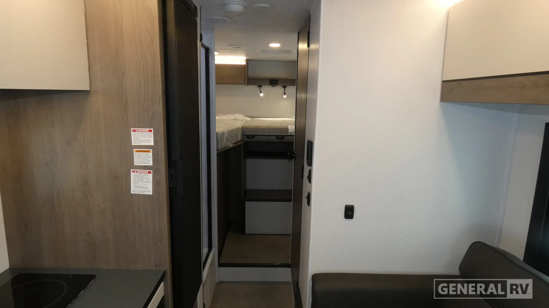 2026 Coachmen Cross Trail EV 26TB - Photo 3