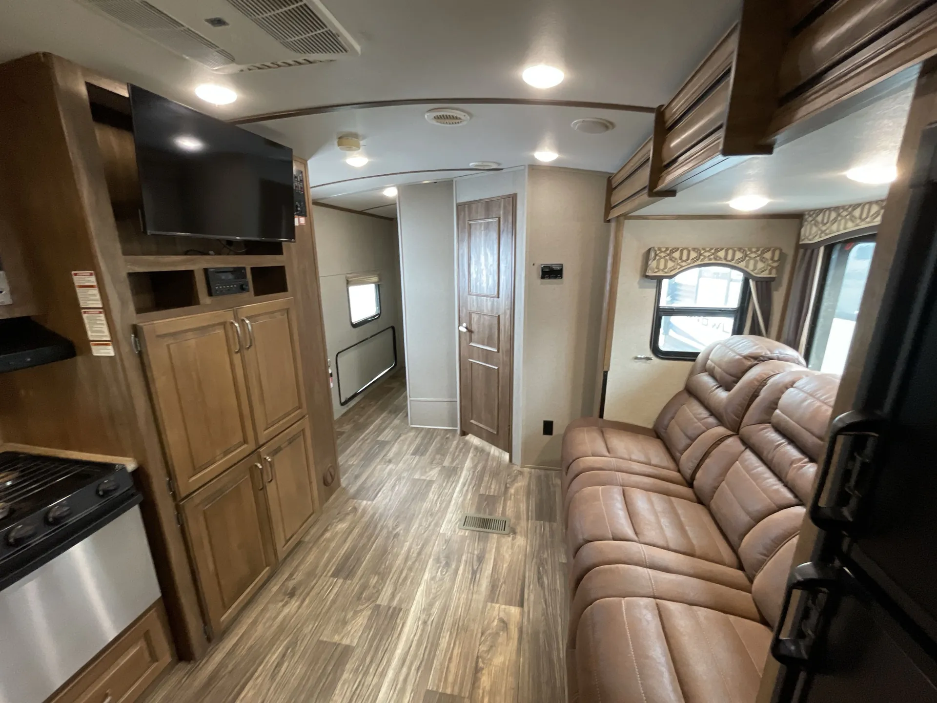2019 Keystone Laredo 250BH — living area main