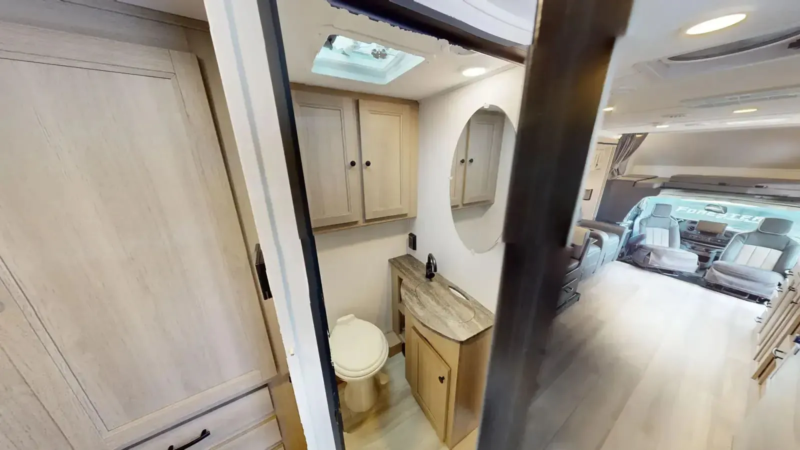 2027 Forest River Sunseeker 3010DS — Photo 6