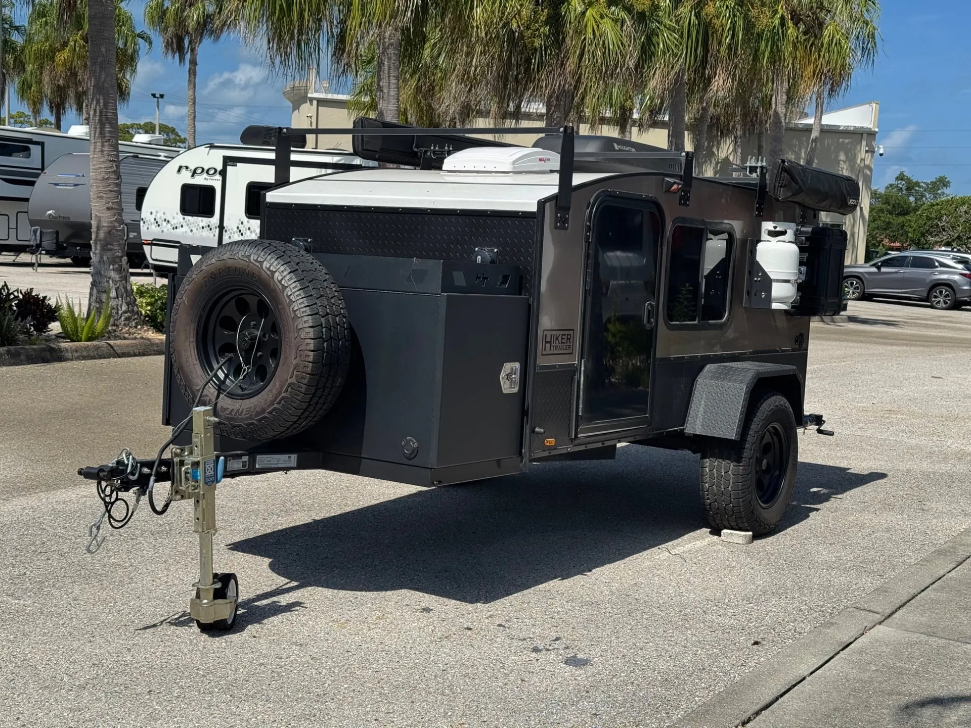 2024 HIKER TRAILERS HIKER MID RANGE XL - Photo 2