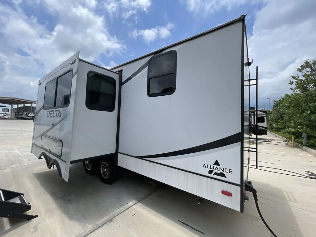 2024 Alliance RV Delta 251BH - Photo 3
