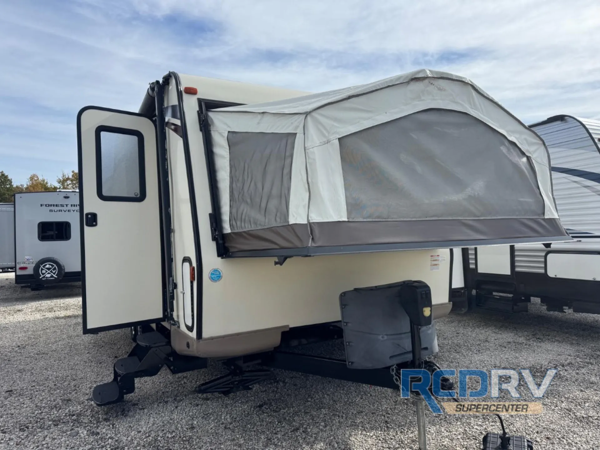2015 Forest River Rockwood Roo 23IKSS - Photo 2