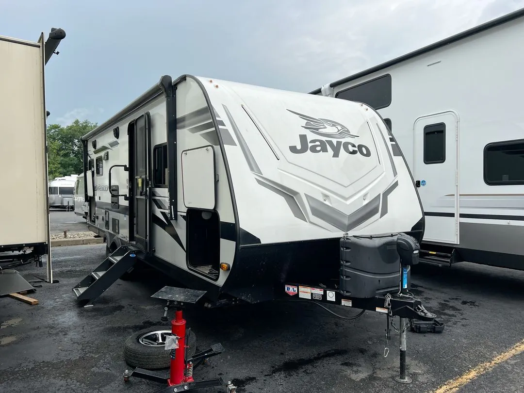 2022 Jayco Jay Feather 24RL dealer photo 1 from Blue Compass RV