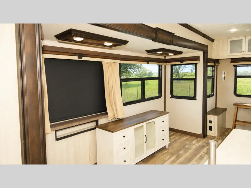2023 Forest River Cardinal Luxury 380RLX - Photo 3