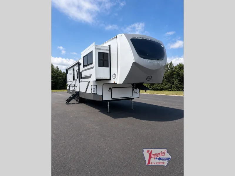 2027 Forest River Wildwood Heritage Glen Elite 36FL - Photo 2