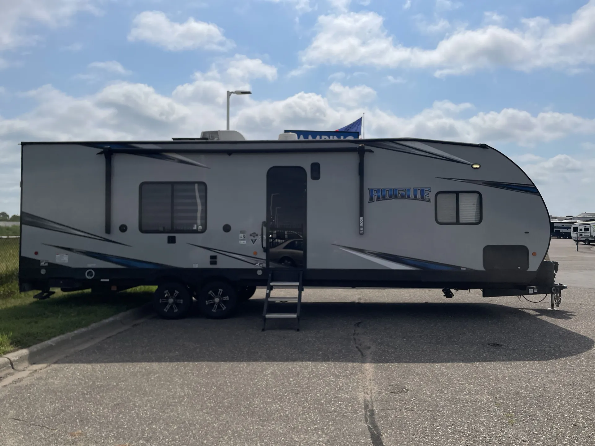 2021 Forest River Vengeance Rogue 26V — campside