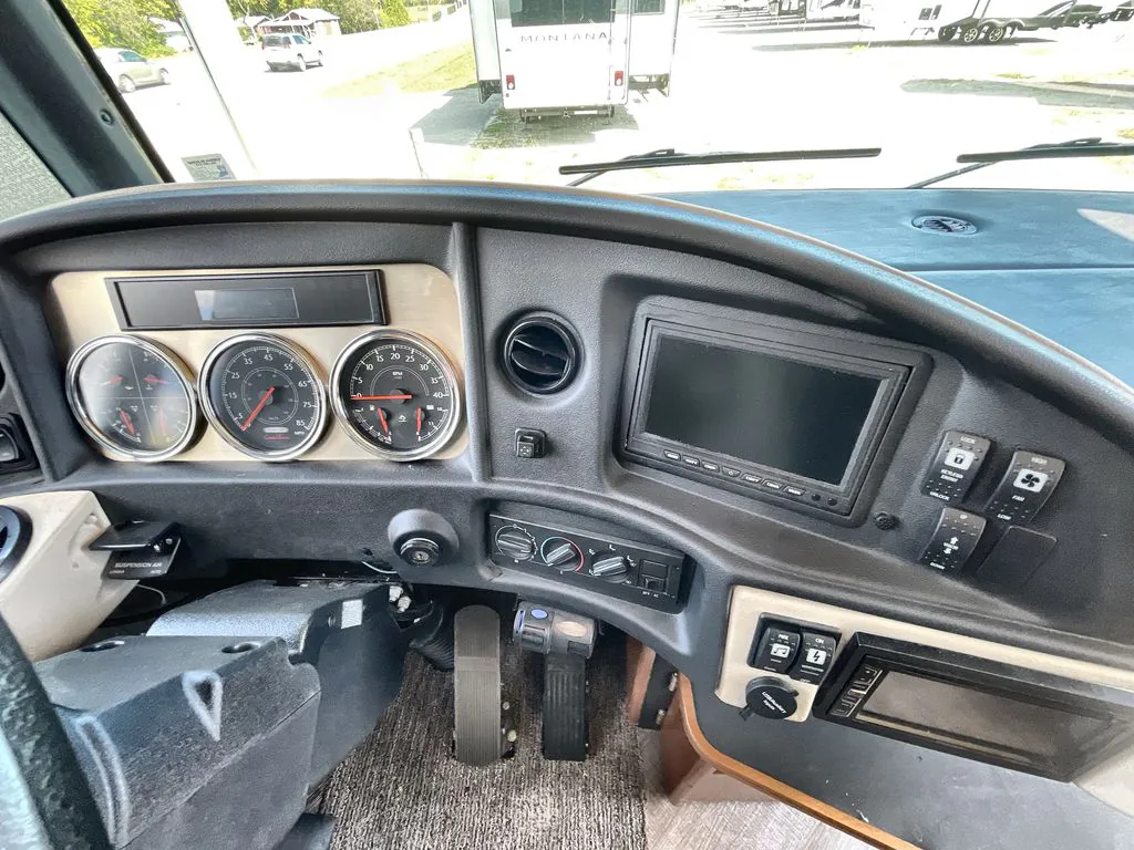 2019 Fleetwood Pace Arrow 38N, Photos photo 37