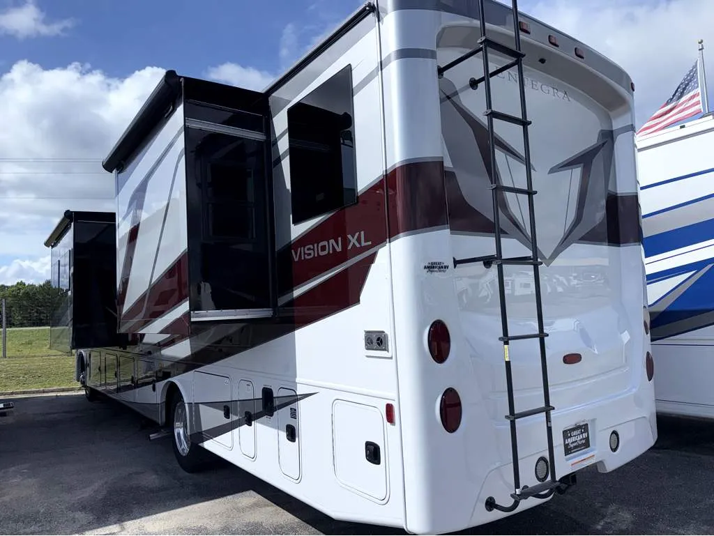 2027 Entegra Coach Vision XL 36C - Photo 4
