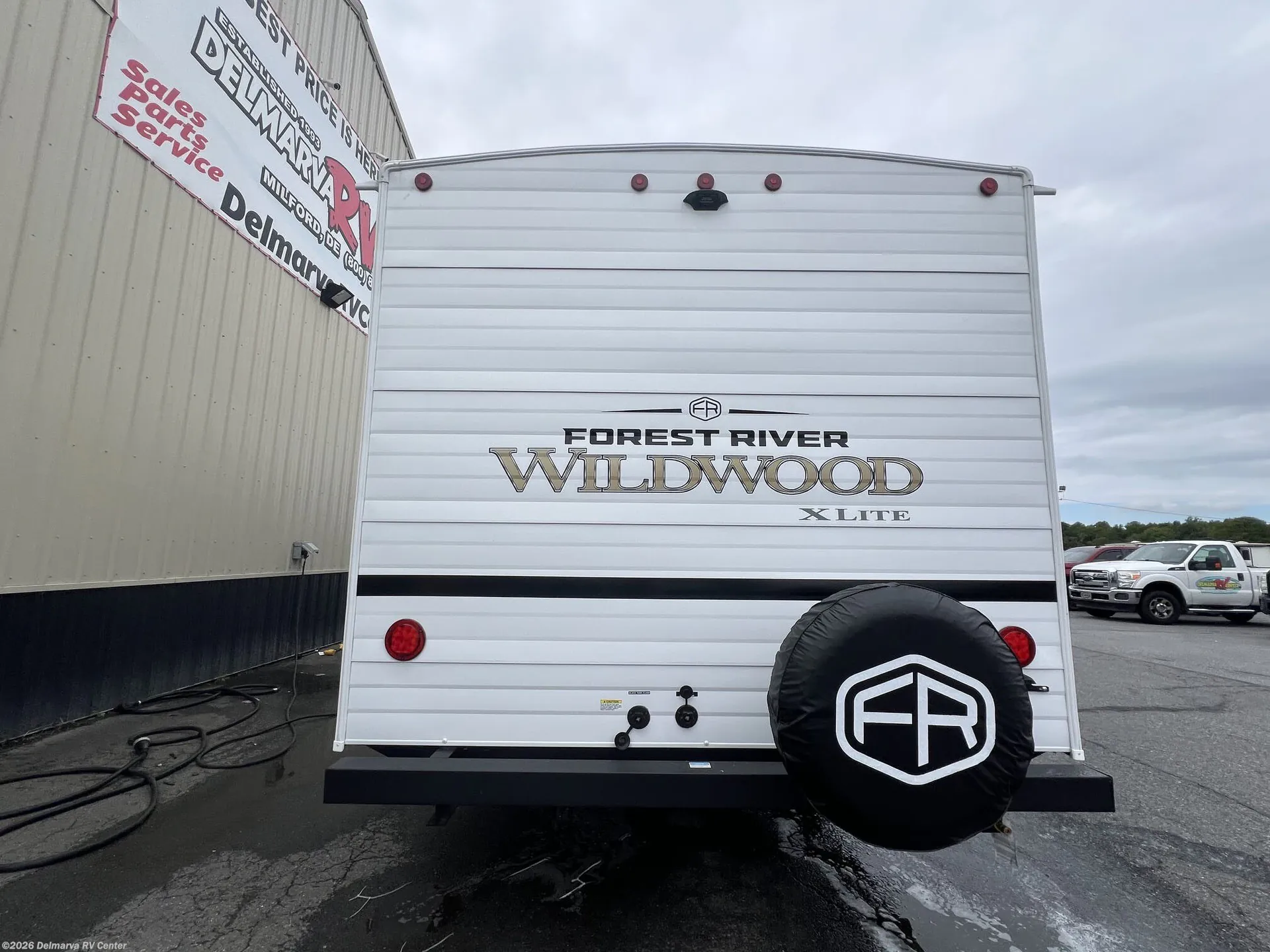 2027 Forest River Wildwood X-Lite 273QBXL — Photo 7
