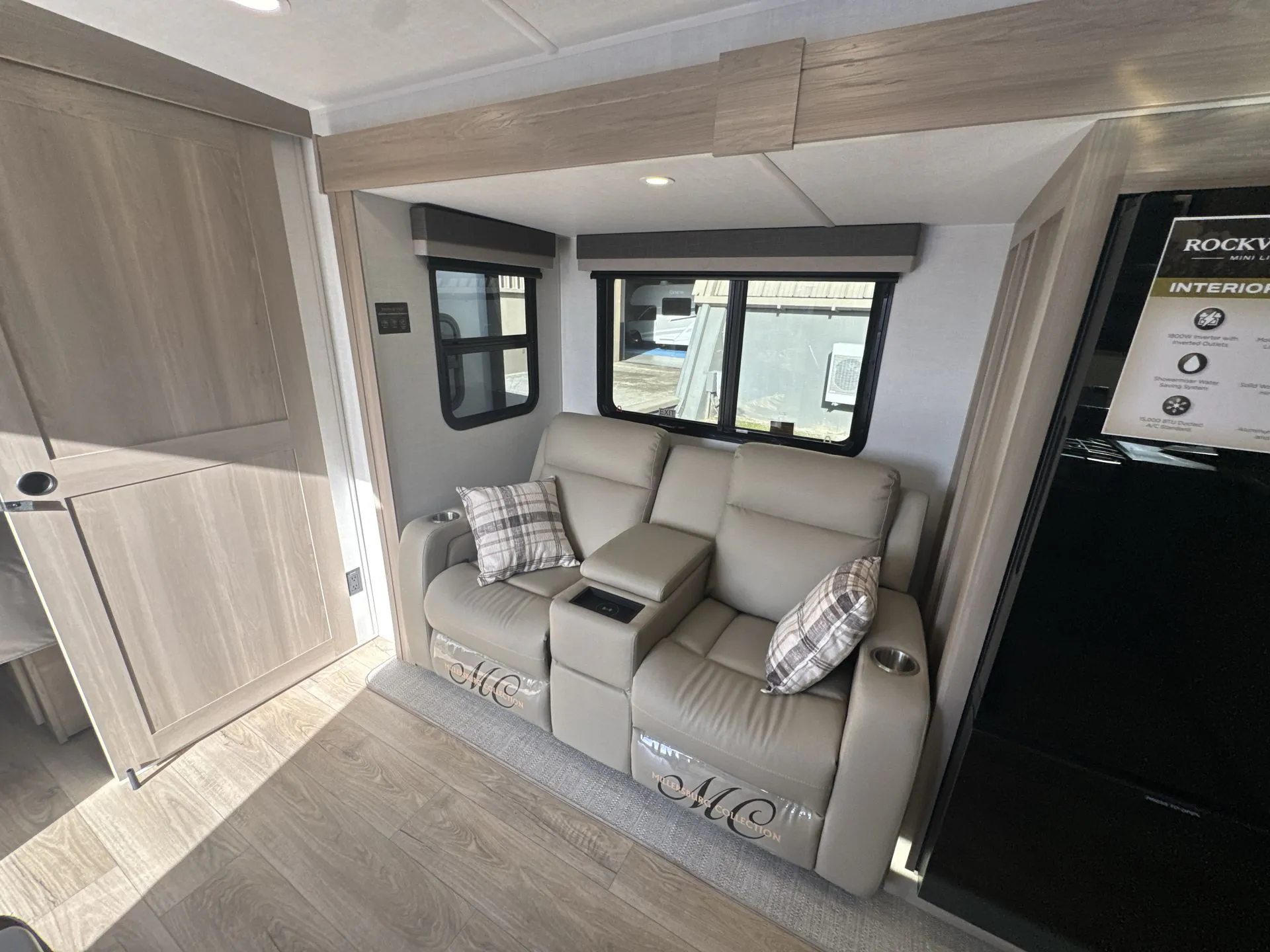 2027 Forest River Rockwood Mini Lite 2523MBR - Photo 4