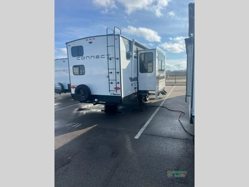 2026 KZ Connect C252BH - Photo 4
