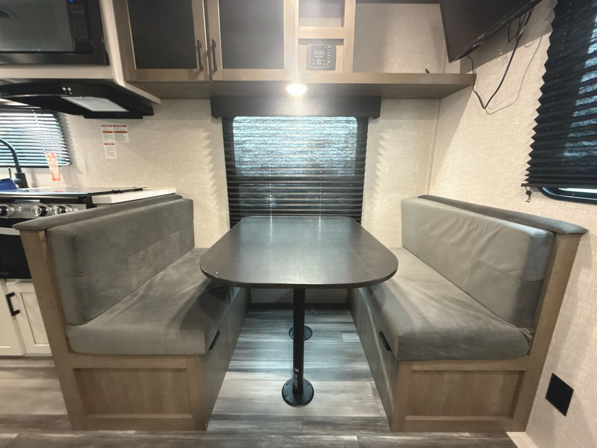 2025 Jayco Jay Flight SLX 210QBW — living area main