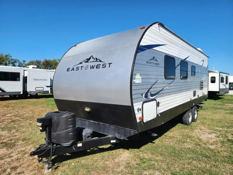 2020 East to West Della Terra 25 KRB - Photo 4