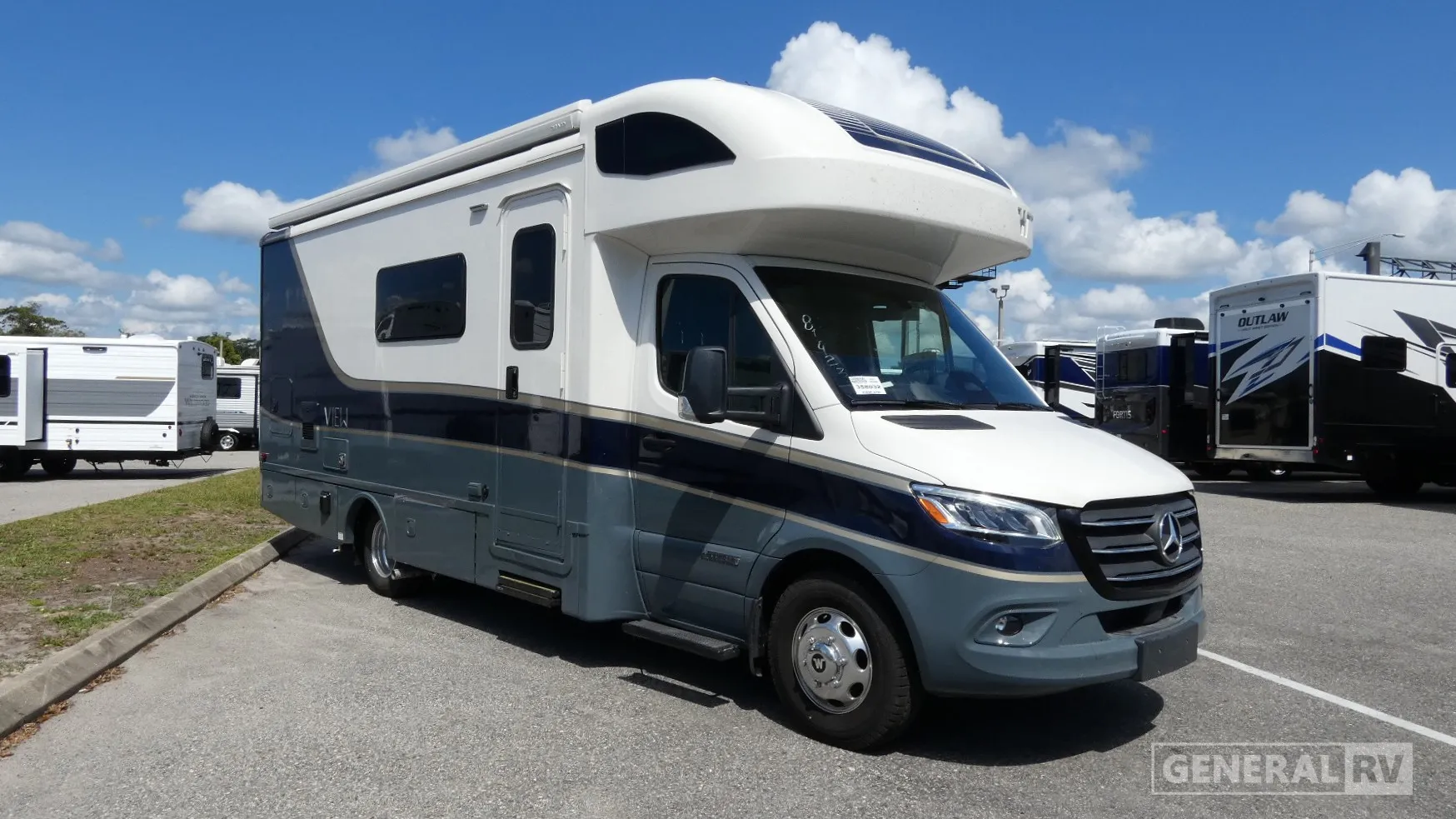 2027 Winnebago View 24D - Photo 2