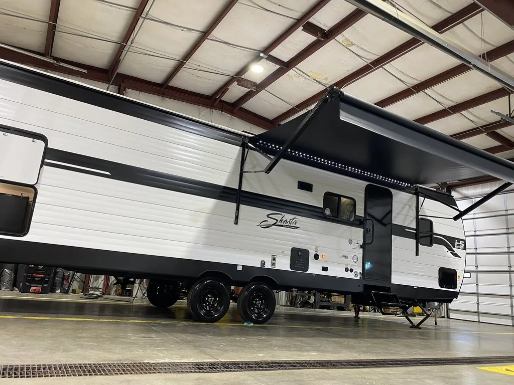 2026 Shasta RVs i-5 Edition 530BQB, Photos photo 18