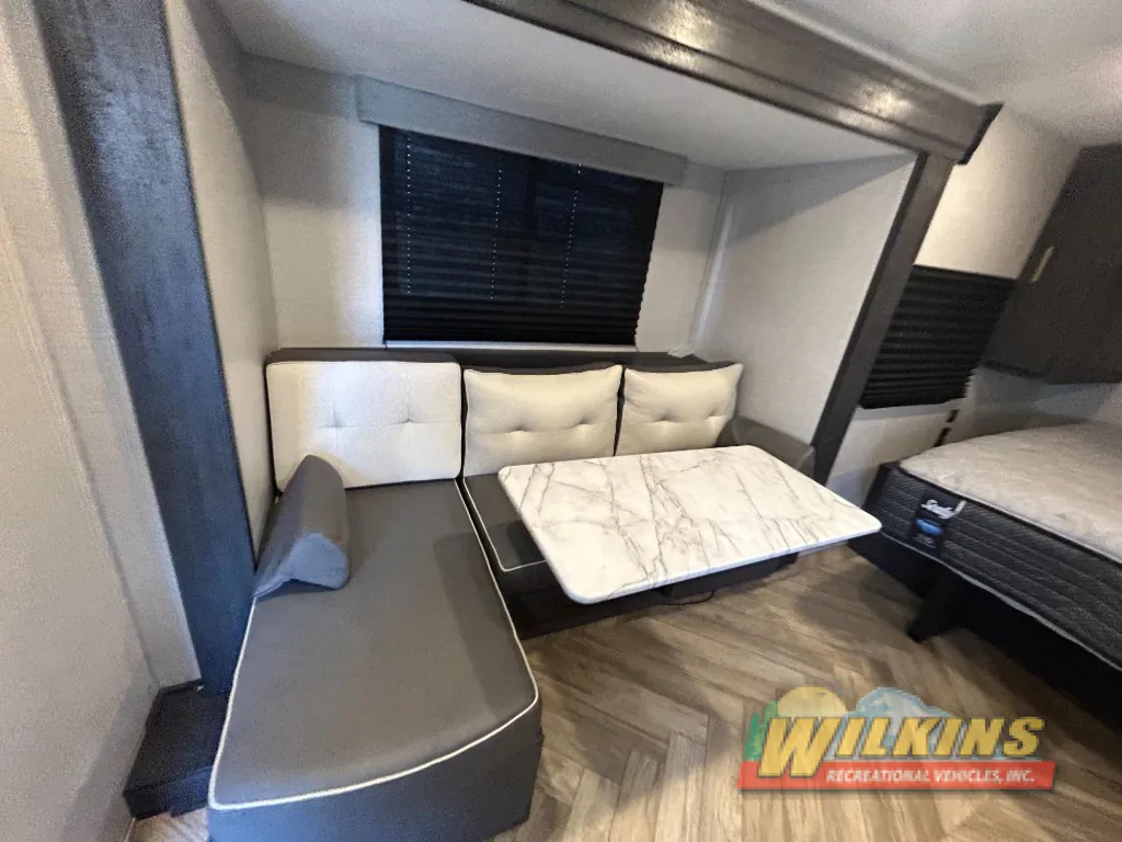 2022 Forest River Ozark 1800QS, Photos photo 10