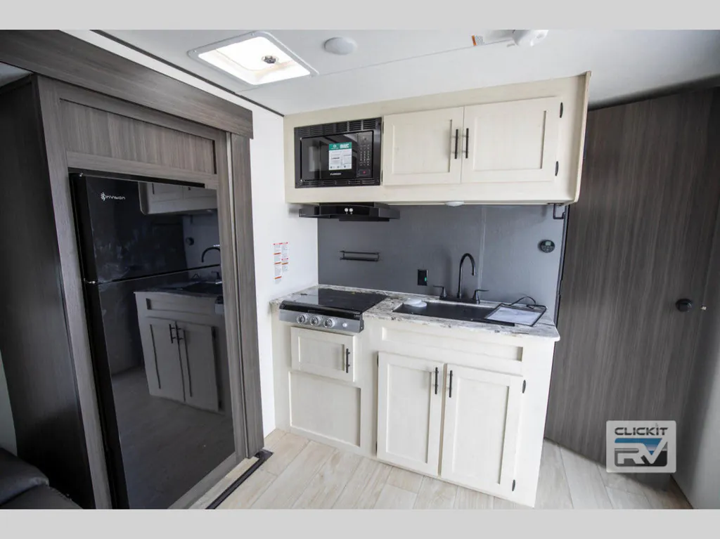 2027 Shasta I-5 525RS, Photos photo 11