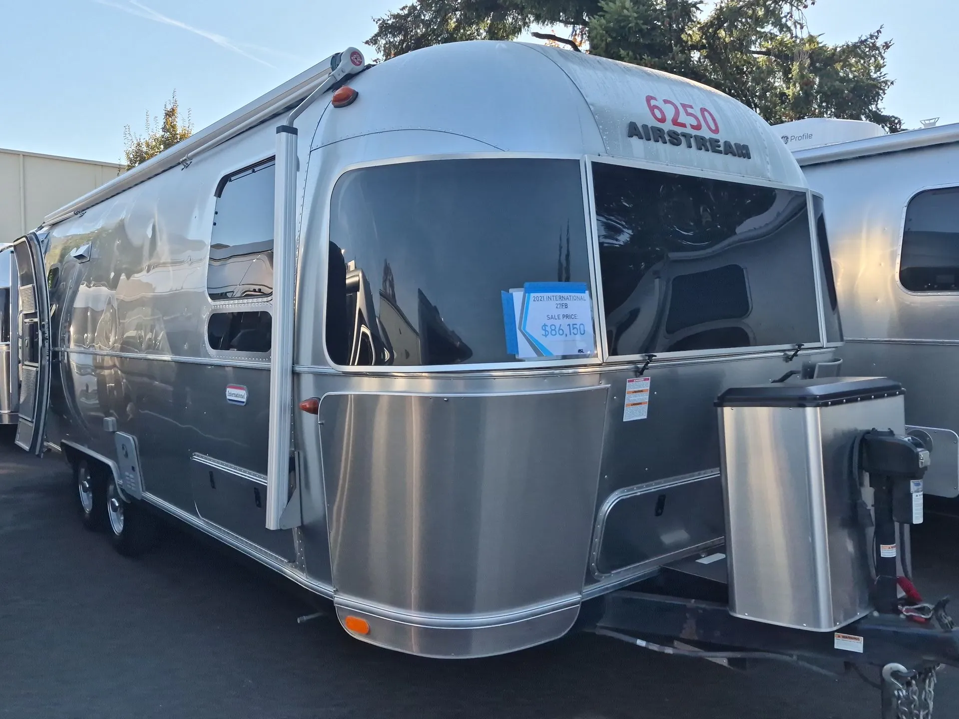 2021 Airstream International 27FB Twin - Photo 3