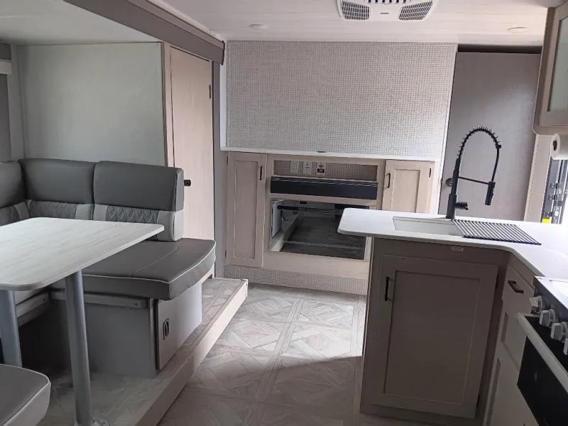 2024 Forest River RV Wildwood X-Lite 240BHXLX - Photo 3