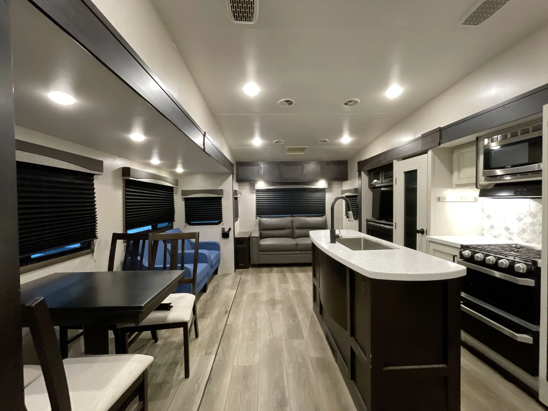 2021 Highland Ridge Open Range Light 291RLS — living area main