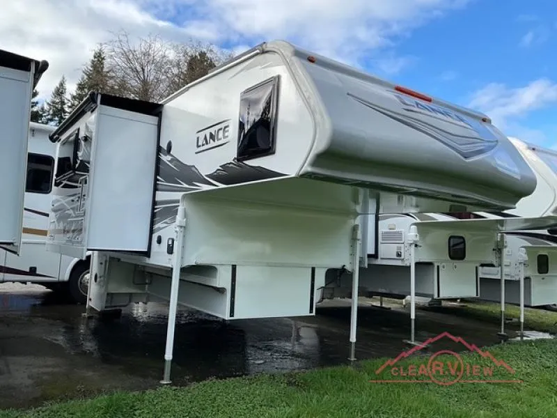 2026 Lance Lance Truck Campers New    1062 - Photo 2