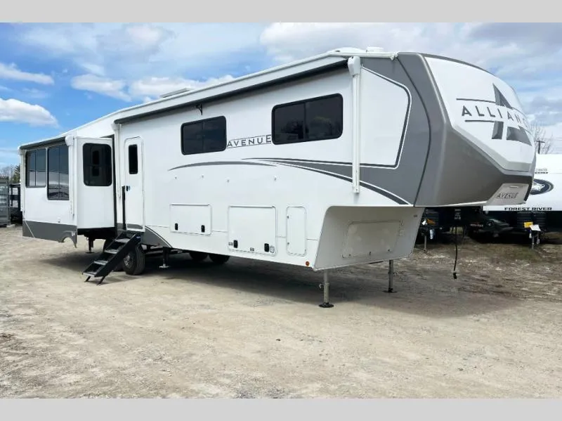 2026 Alliance RV Avenue 39MBR - Photo 2