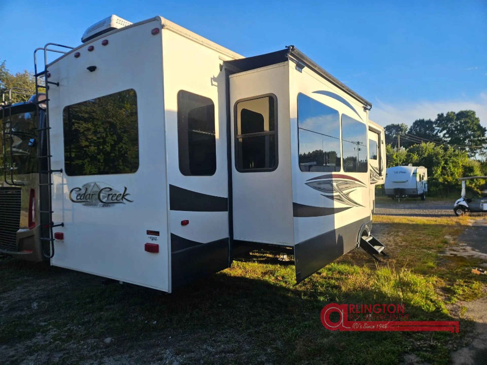 2020 Forest River Cedar Creek Hathaway Edition 34IK — Photo 6
