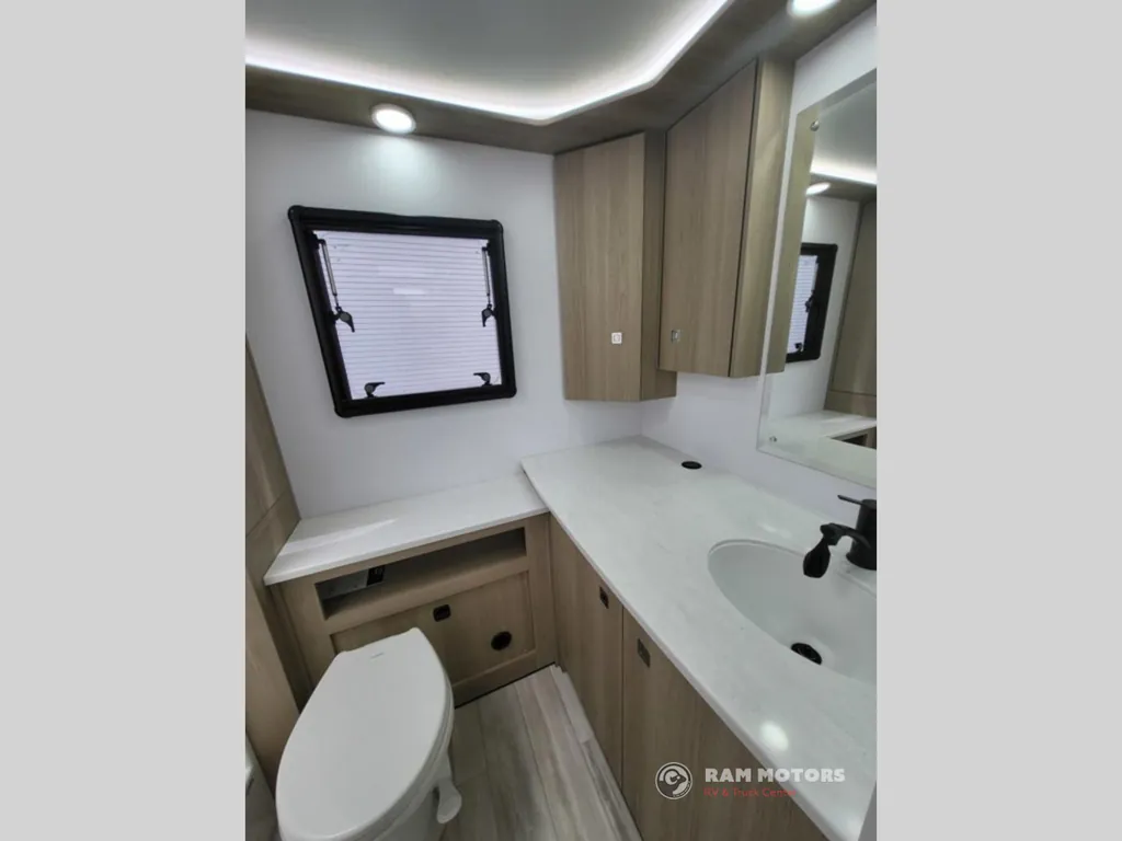 2026 Palomino Pause 194, Photos photo 10