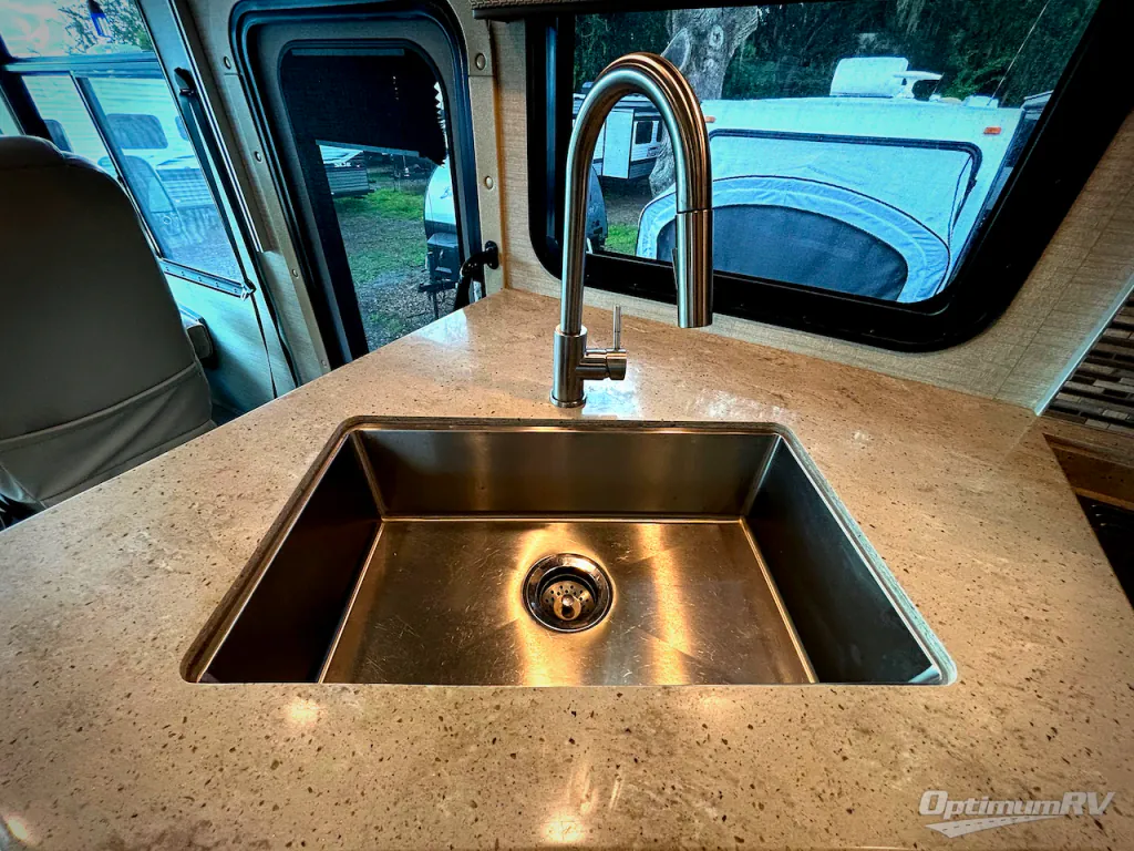 2020 Entegra Coach Emblem 36U, Photos photo 22