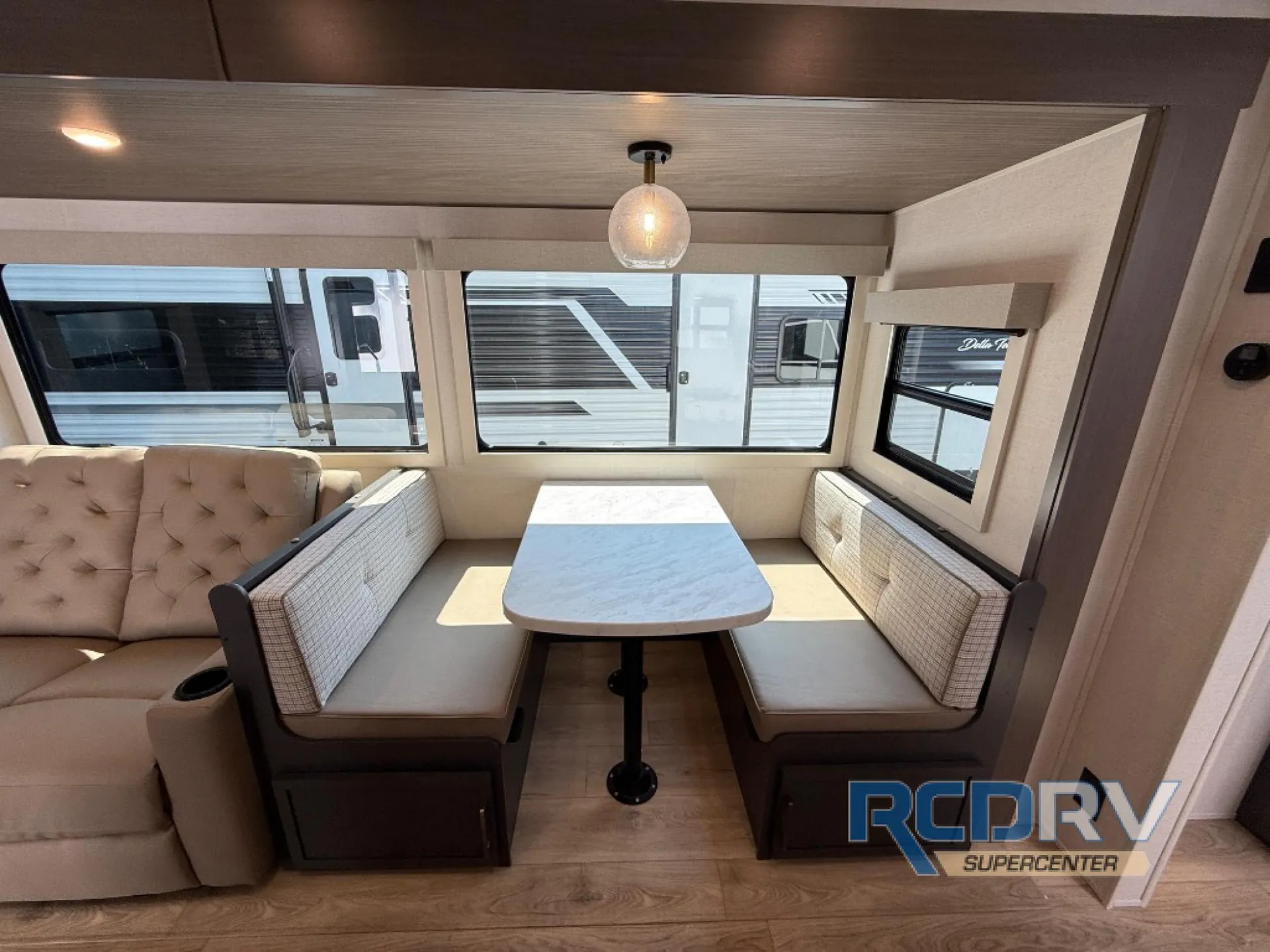 2027 Forest River Surveyor Legend 296QBLE — Photo 6