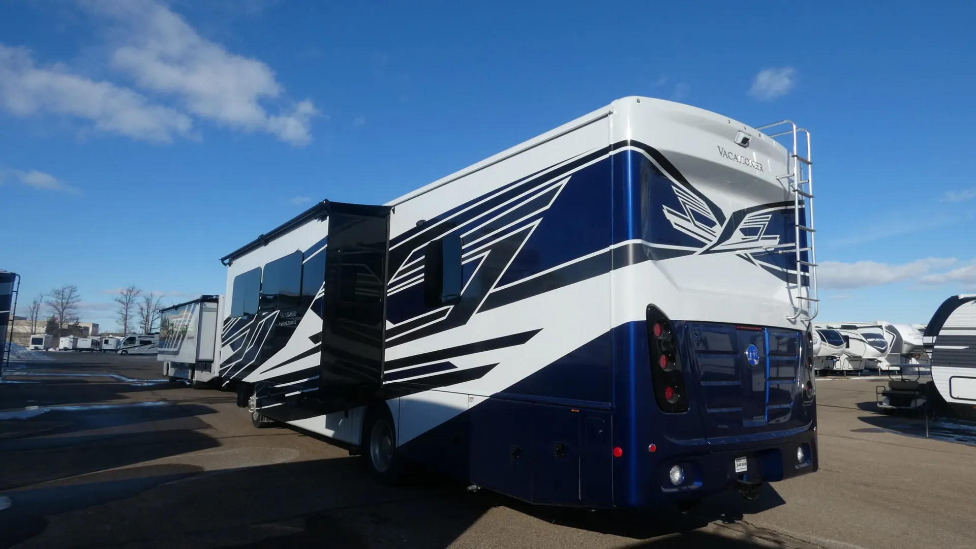 2026 Holiday Rambler Vacationer 35K - Photo 4
