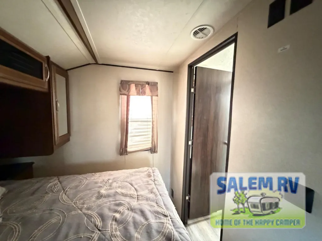 2018 Forest River Salem Hemisphere Lite 300BH, Photos photo 30