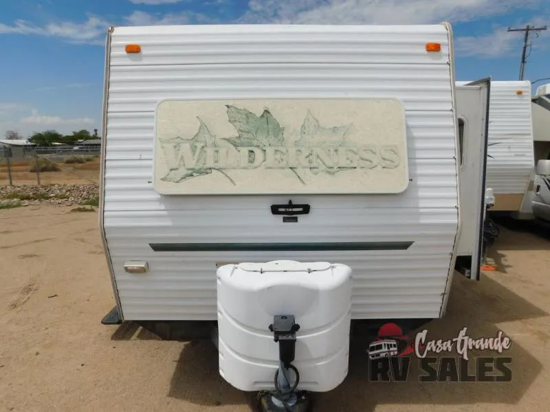 2001 Fleetwood RV Wilderness 25W - Photo 3