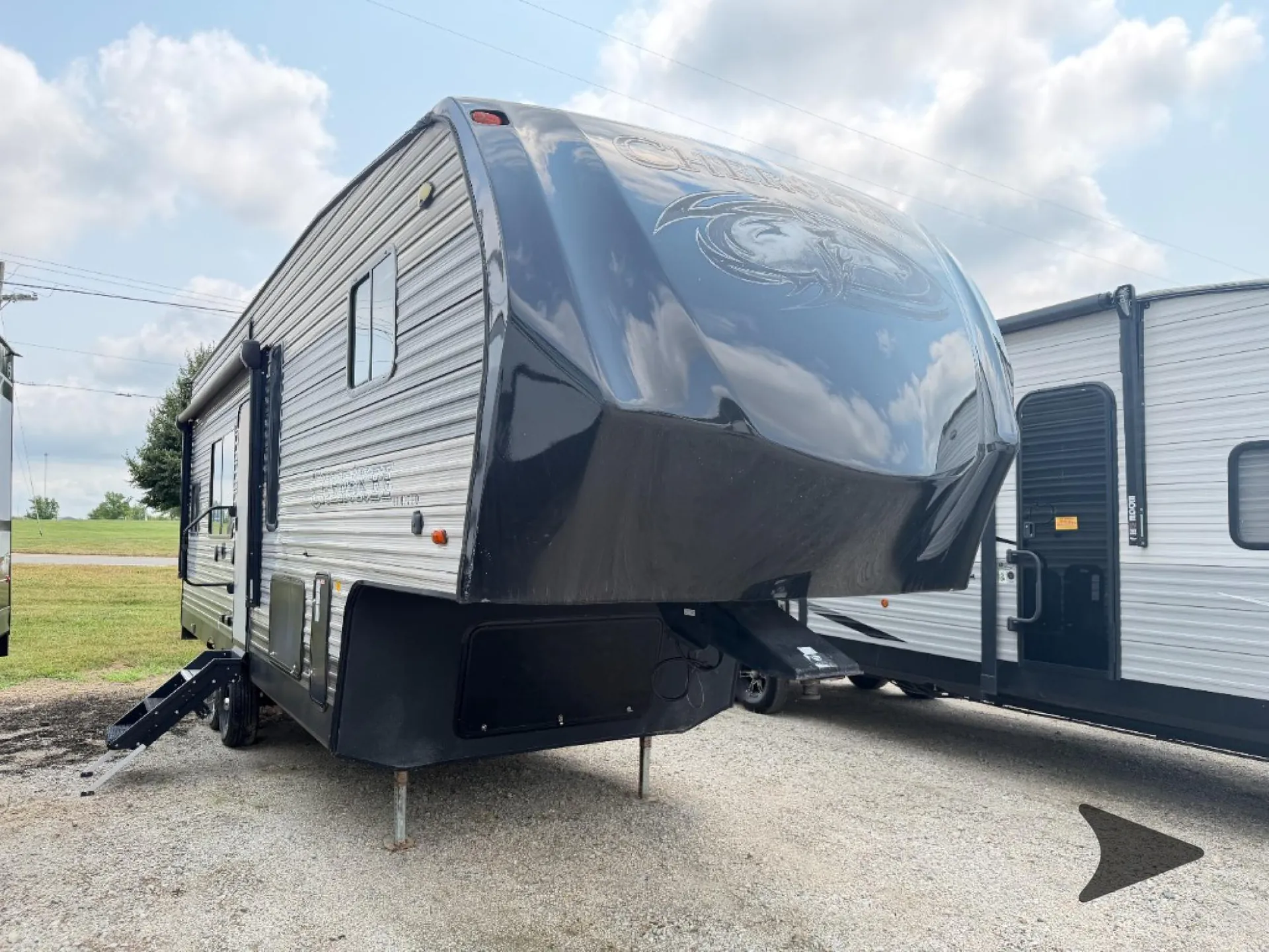 2018 Forest River Cherokee 255RR - Photo 2