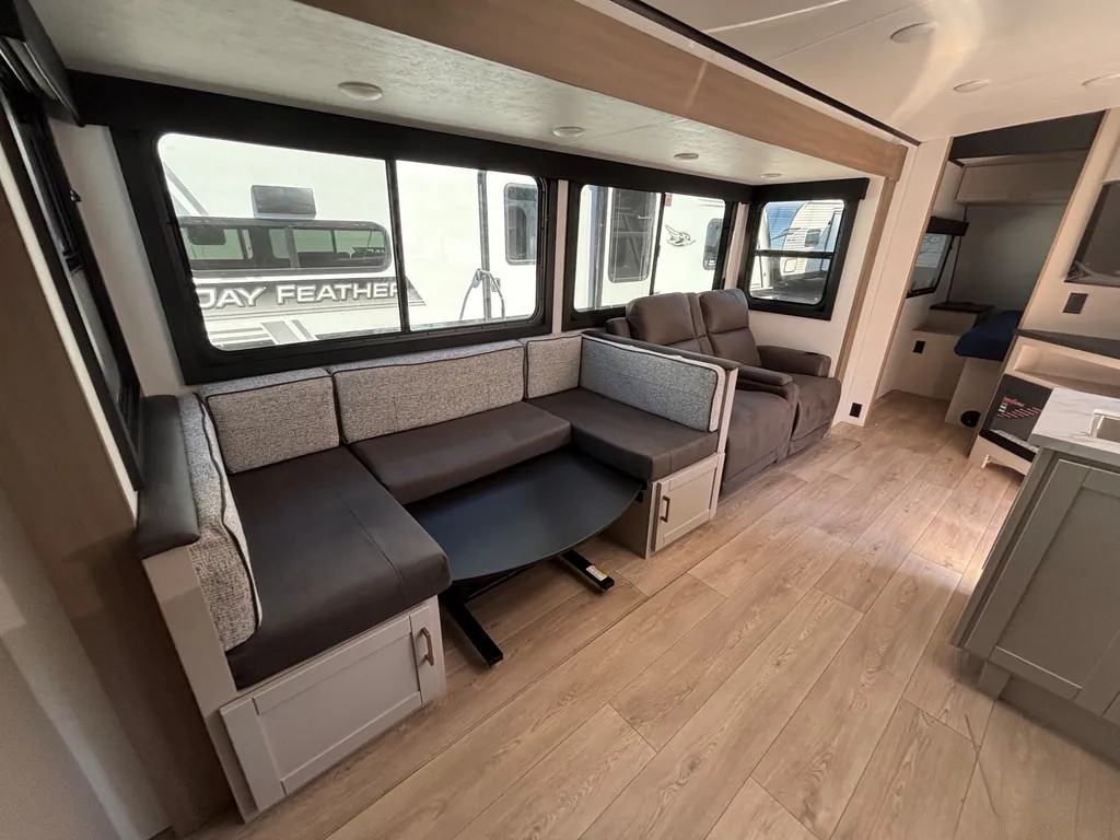 2027 Jayco Jay Feather 29BHB, Photos photo 10