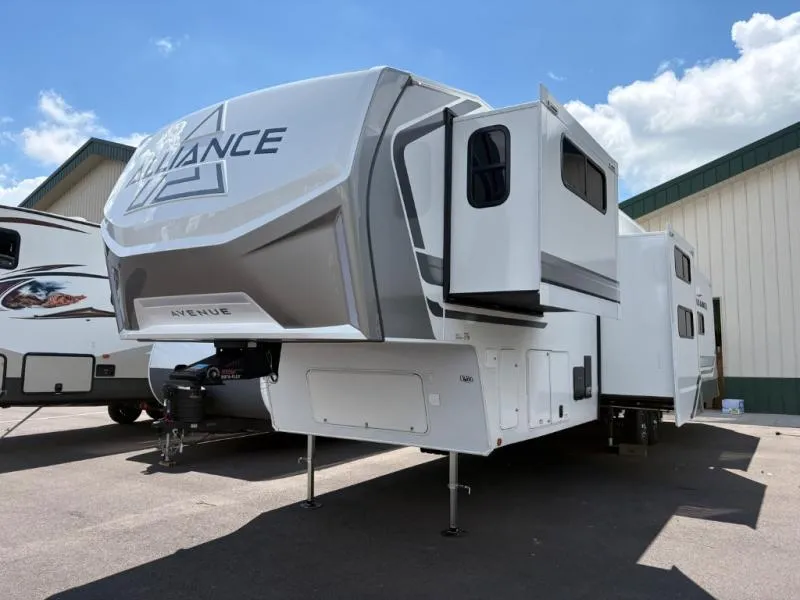2027 Alliance RV Avenue 39MBR - Photo 4