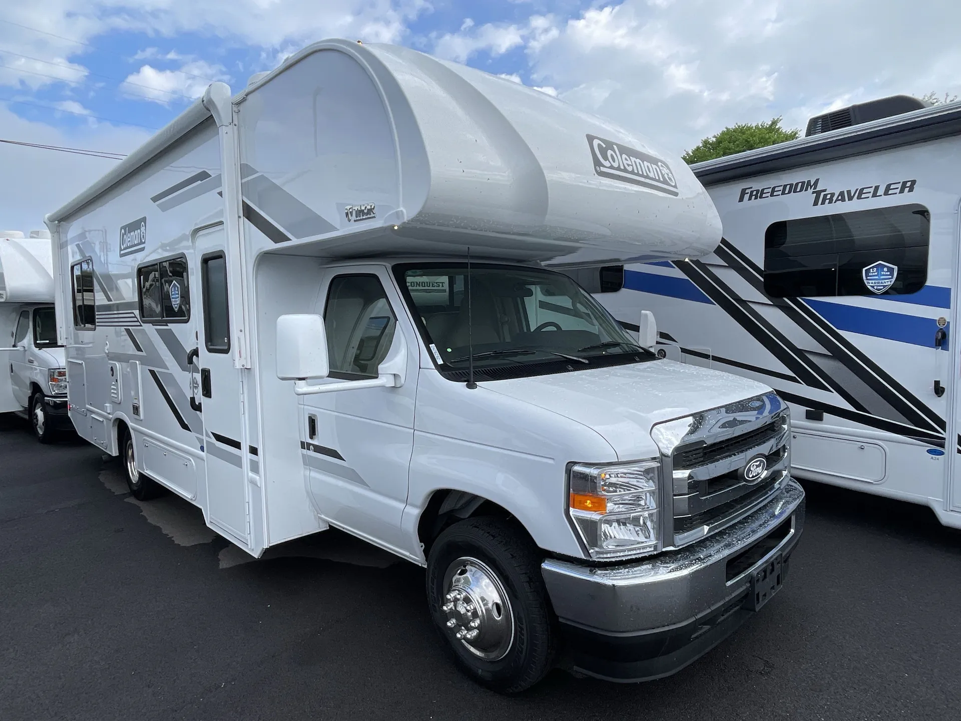 2026 Thor Motor Coach Coleman 25EZ - Photo 2
