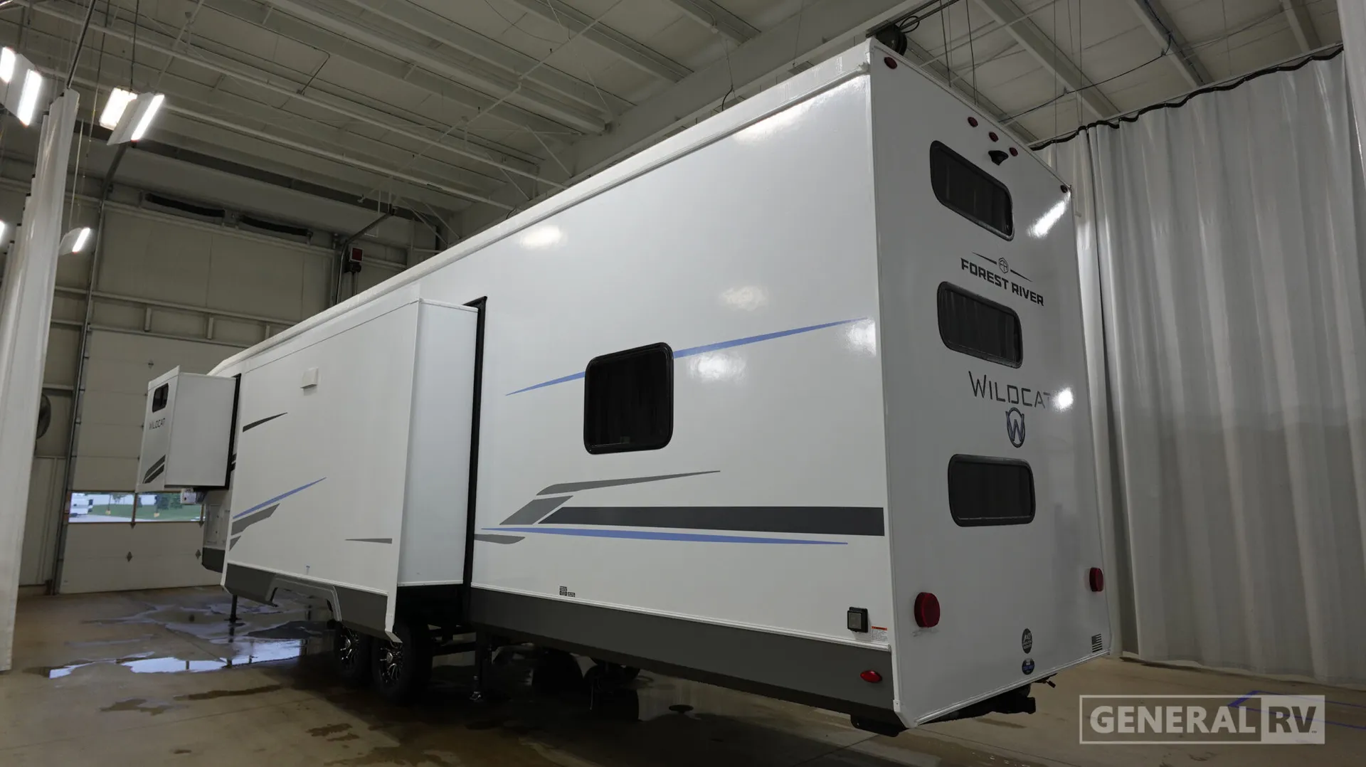 2026 Forest River Wildcat 35CRIB - Photo 4