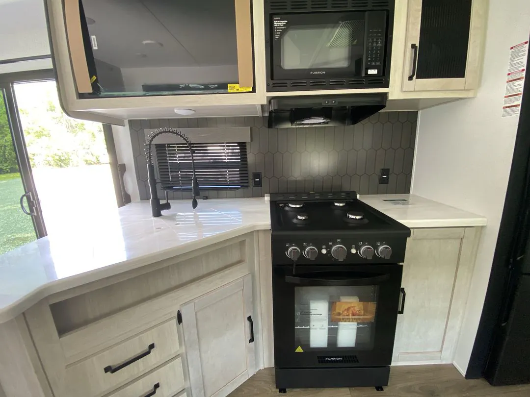 2027 Forest River Puma Vista 39DBT — Photo 7